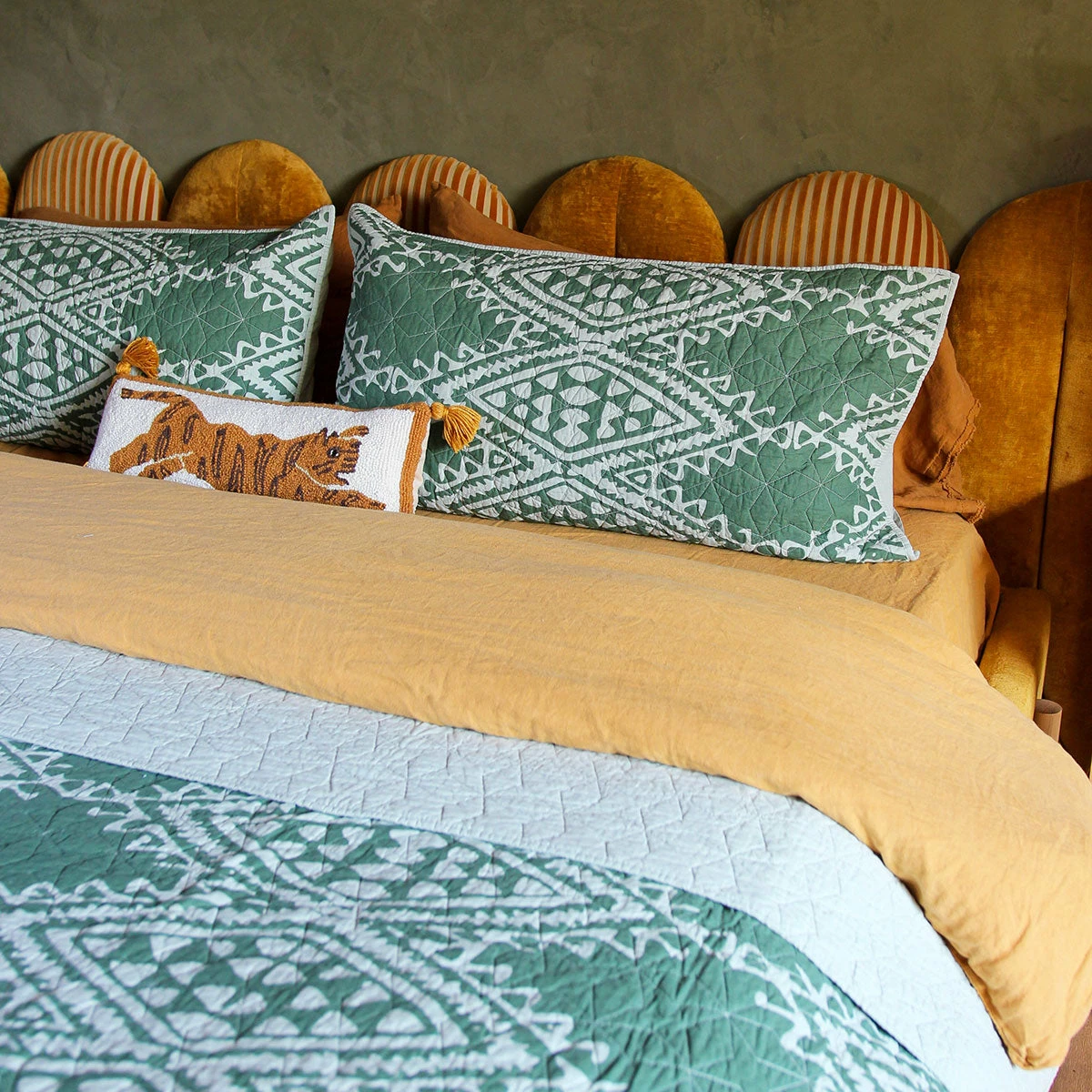 Peking All Décor Aisha Quilt Set By Jungalow® 9 Peking All Décor Aisha Quilt Set By Jungalow®