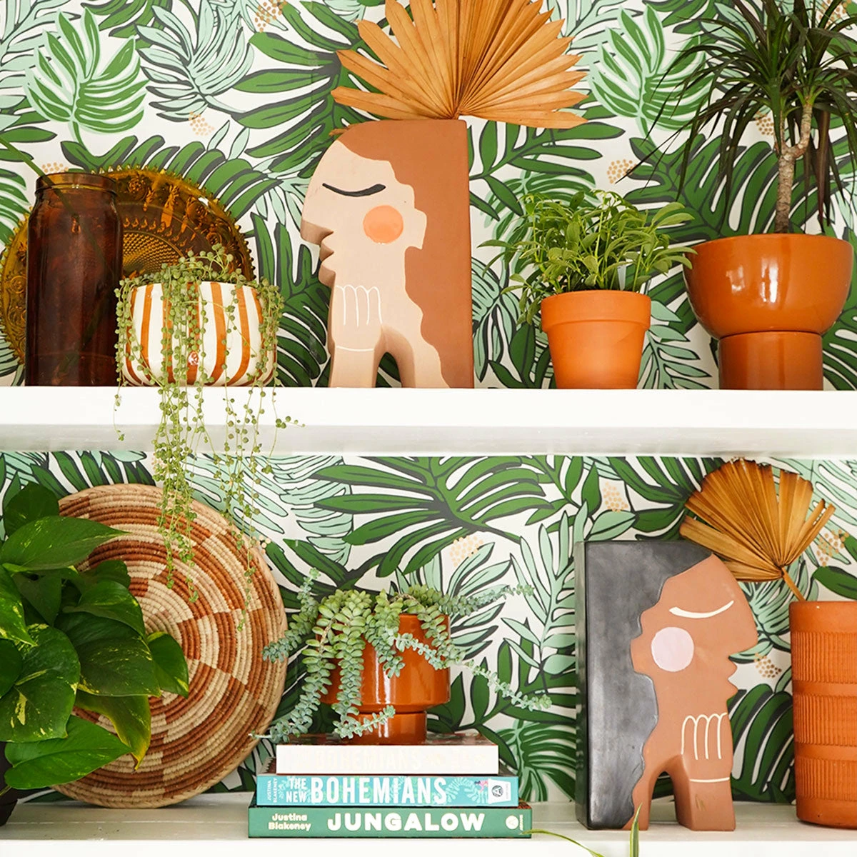 Jungalow Aja Wallpaper In Green By Justina Blakeney® - Sure Strip 3 Jungalow Aja Wallpaper In Green By Justina Blakeney® - Sure Strip